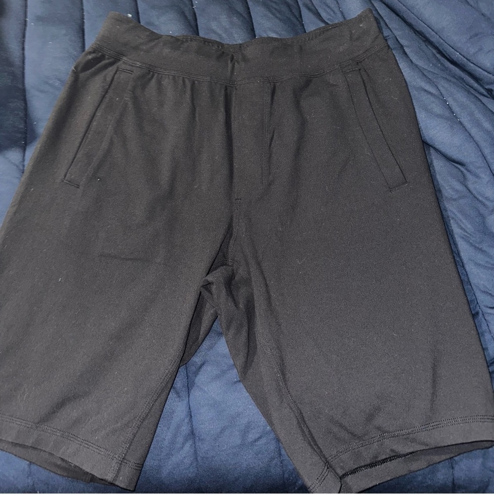 Lulu lemon Men's Black Shorts